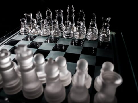 Straetegie casuali vs strategie classiche