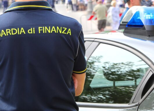 Arrestati per corruzione tre funzionari dell’Agenzia delle Entrate di Roma